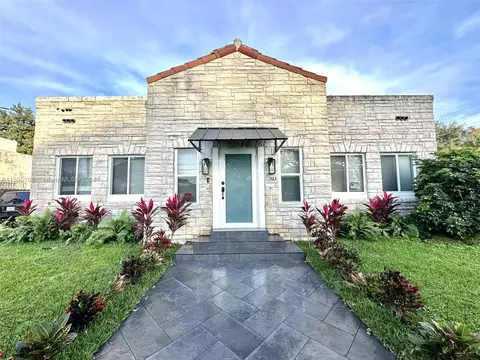 923 SW 13th Ct, Miami, FL 33135