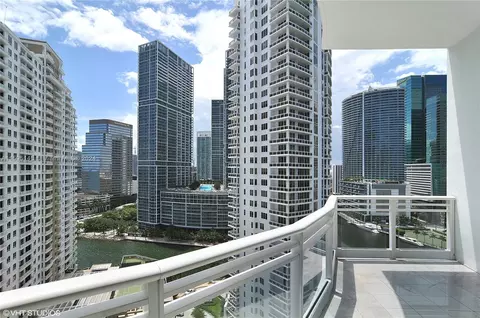 900 Brickell Key Blvd #1805, Miami, FL 33131