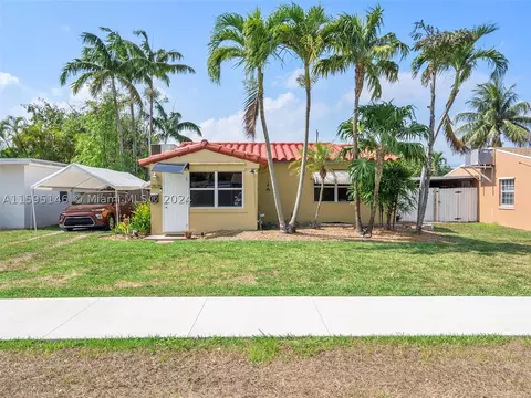 2535 Coolidge St, Hollywood, FL 33020
