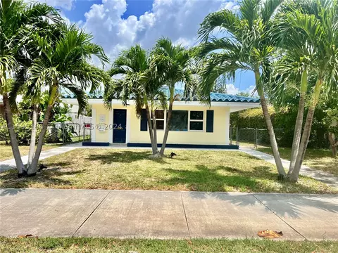 1945 NE 171st St, North Miami Beach, FL 33162