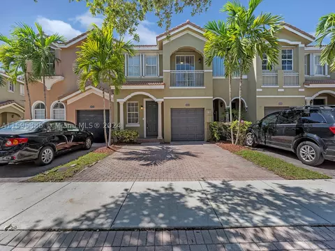 1478 SE 26th Ave, Homestead, FL 33035