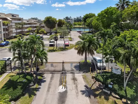 21133 SW 85th Ave #202, Cutler Bay, FL 33189