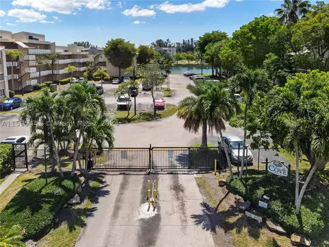 21133 SW 85th Ave #202, Cutler Bay, FL 33189