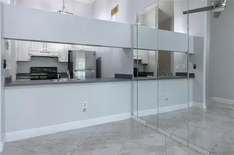 Undisclosed, Hialeah, FL 33015 photo 28