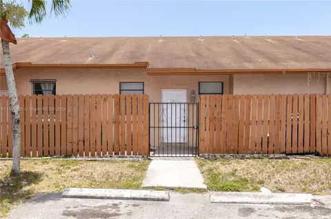 Undisclosed, Hialeah, FL 33015 photo 8