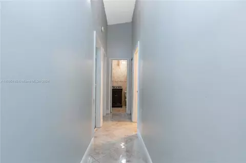 Undisclosed, Hialeah, FL 33015 photo 23