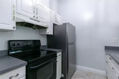 Undisclosed, Hialeah, FL 33015 photo 22