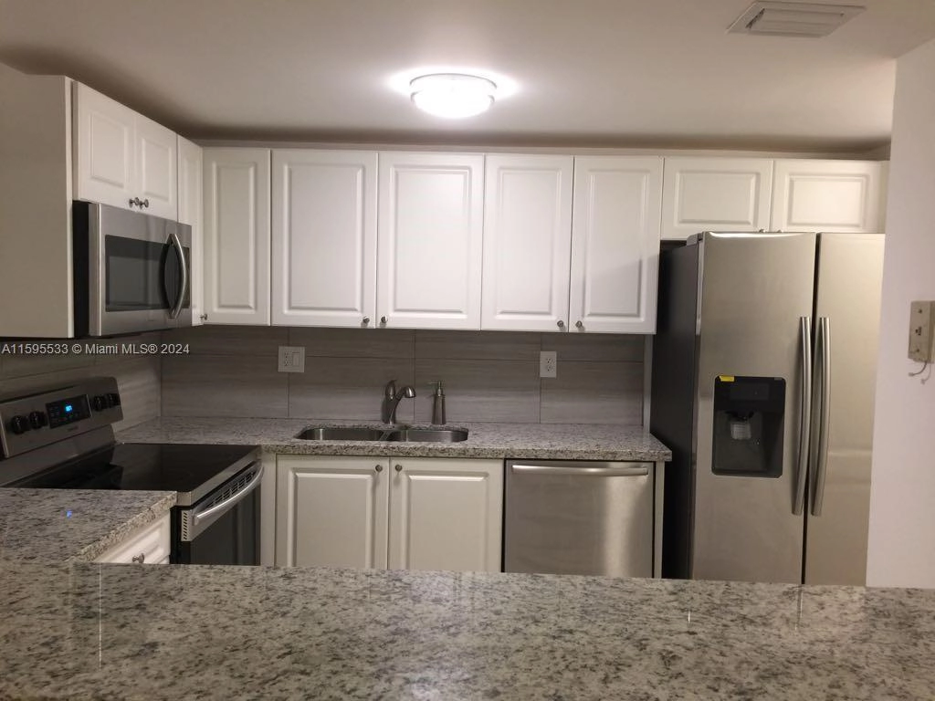 9280 Fontainebleau Blvd Unit 301  