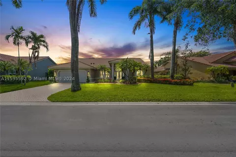 5443 NW 107th Ave, Coral Springs, FL 33076