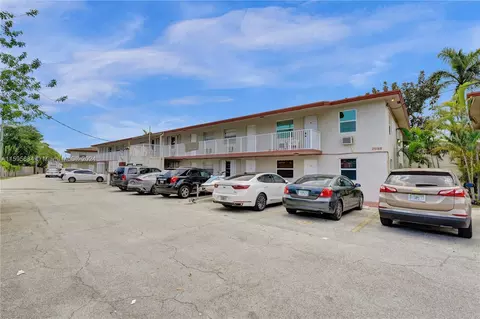 2918 Funston St #29B, Hollywood, FL 33020