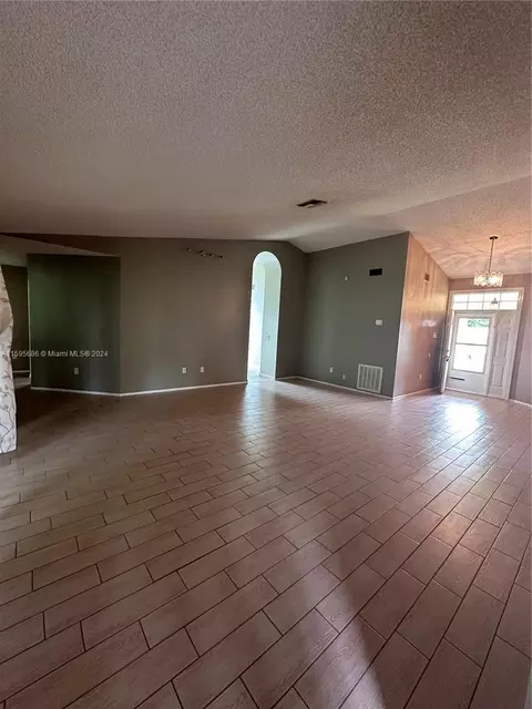 326 Oak Track Loop, Ocala, FL 34472 photo 11
