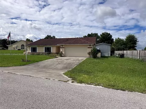 326 Oak Track Loop, Ocala, FL 34472 photo 2