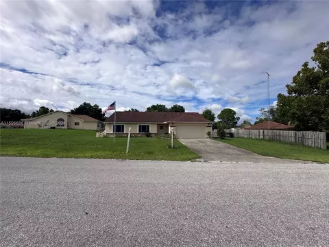 326 Oak Track Loop, Ocala, FL 34472