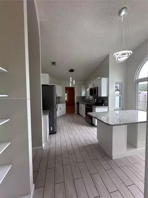 326 Oak Track Loop, Ocala, FL 34472 photo 8