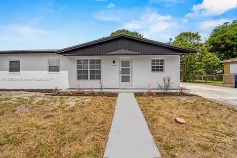 18830 NW 48th Ct, Miami Gardens, FL 33055