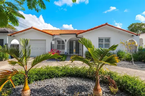 2653 SW 25th Ter, Miami, FL 33133