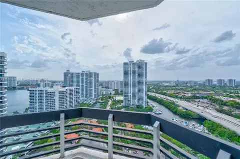 19195 Mystic Pointe Dr #2605, Aventura, FL 33180