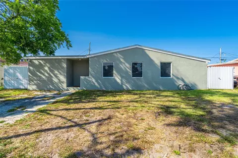 4331 SW 36th St, West Park, FL 33023