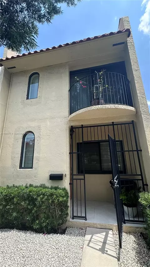 1521 NE 105th St #1-1, Miami Shores, FL 33138