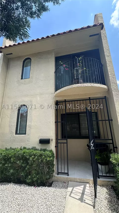 1521 NE 105th St #1-1, Miami Shores, FL 33138