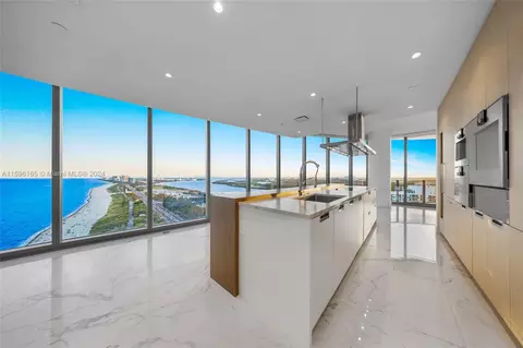 15701 Collins Ave #2205, Sunny Isles Beach, FL 33160