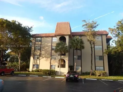 8429 Forest Hills Dr #307, Coral Springs, FL 33065