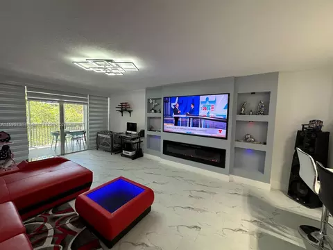 1680 NE 191st St #309-2, Miami, FL 33179