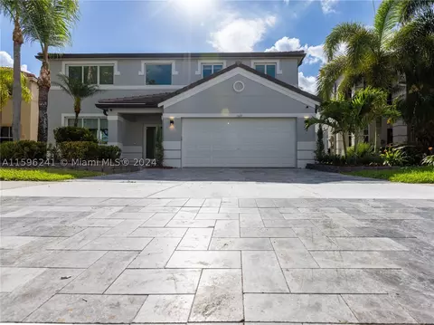 1122 Hidden Valley Way, Weston, FL 33327