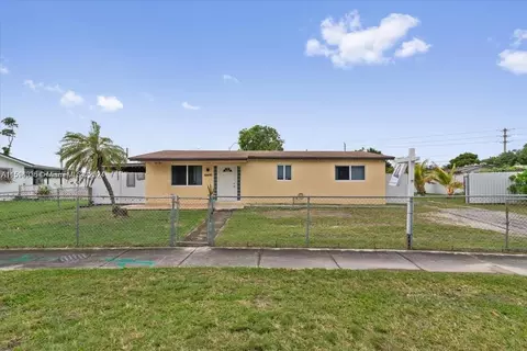 19610 SW 121 Ave, Miami, FL 33177