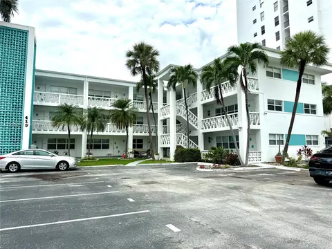 419 Golden Isles Dr #210, Hallandale Beach, FL 33009