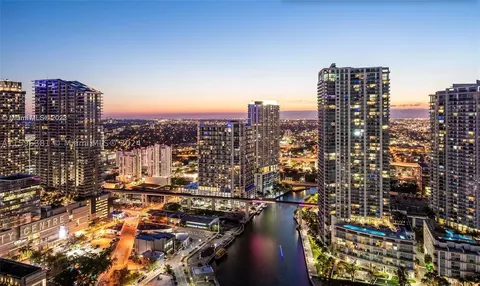 92 SW 3rd St #4506, Miami, FL 33130