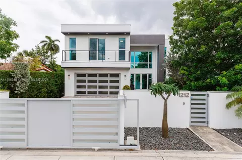 1212 NE 4th St, Fort Lauderdale, FL 33301