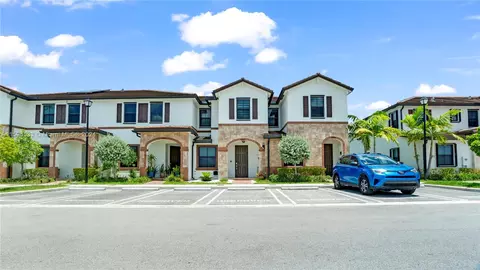 10507 W 33rd Ct #10507, Hialeah, FL 33018
