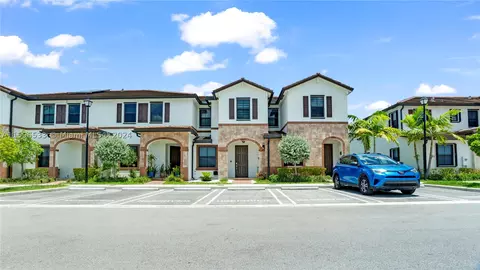 10507 W 33rd Ct #10507, Hialeah, FL 33018
