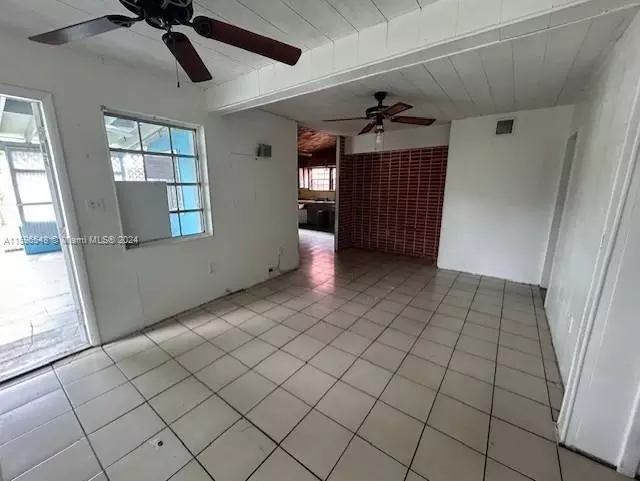 Living - 2525 SW 29th Ave, Miami, FL 33133 photo 6 of 7