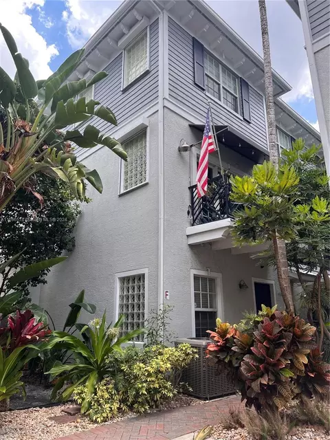 468 NE 2nd Ave #21, Fort Lauderdale, FL 33301