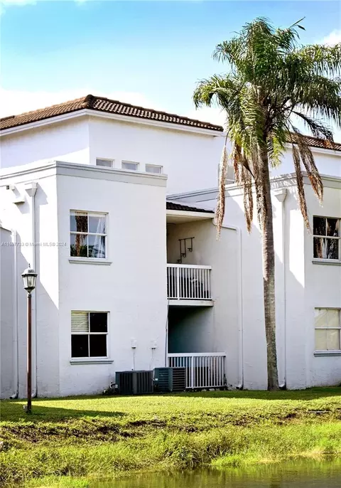 9745 NW 49th Ter #417, Doral, FL 33178