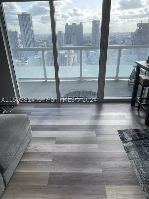 50 Biscayne Blvd #3403, Miami, FL 33132