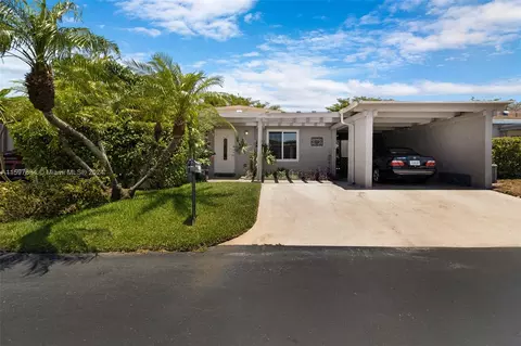 14763 Wildflower Ln, Delray Beach, FL 33446