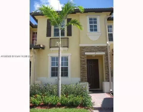 9269 SW 227th St #7-24, Cutler Bay, FL 33190