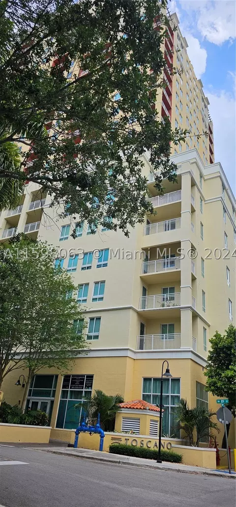 7350 SW 89th St #710S, Miami, FL 33156