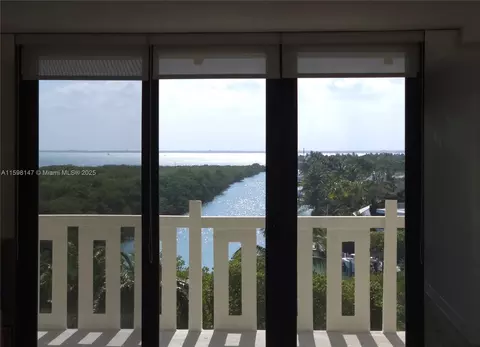 1121 Crandon Blvd #D604, Key Biscayne, FL 33149