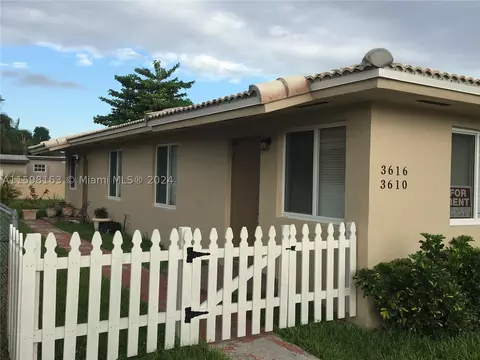 3610 SW 87 Pl, Miami, FL 33165