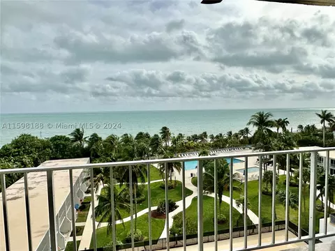 881 Ocean Dr #6G, Key Biscayne, FL 33149