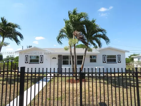 3200 NW 211th St, Miami Gardens, FL 33056