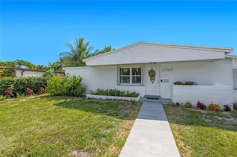 4258 SW 97th Ave, Miami, FL 33165