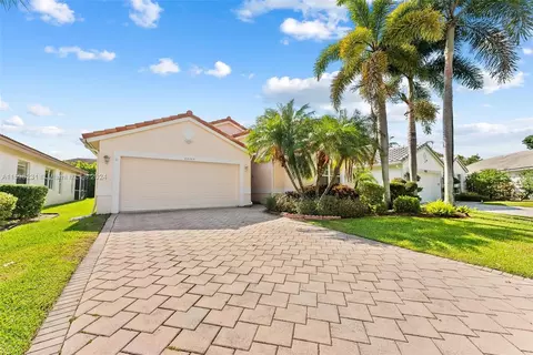 22705 E Royal Crown Ter E, Boca Raton, FL 33433