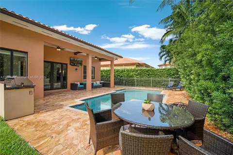 7464 SW 188th Ter, Cutler Bay, FL 33157