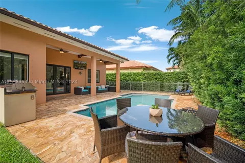 7464 SW 188th Ter, Cutler Bay, FL 33157
