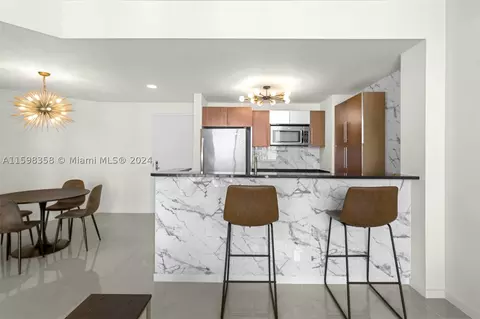 300 S Biscayne Blvd #T-3407, Miami, FL 33131